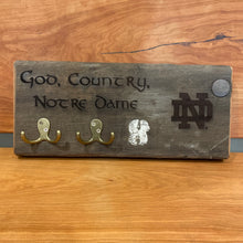 Load image into Gallery viewer, Notre Dame Stadium Bench Key Holder